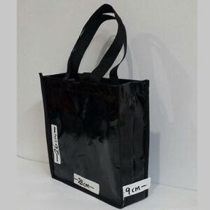 Bolsa Laminada Negra Tipo Charol